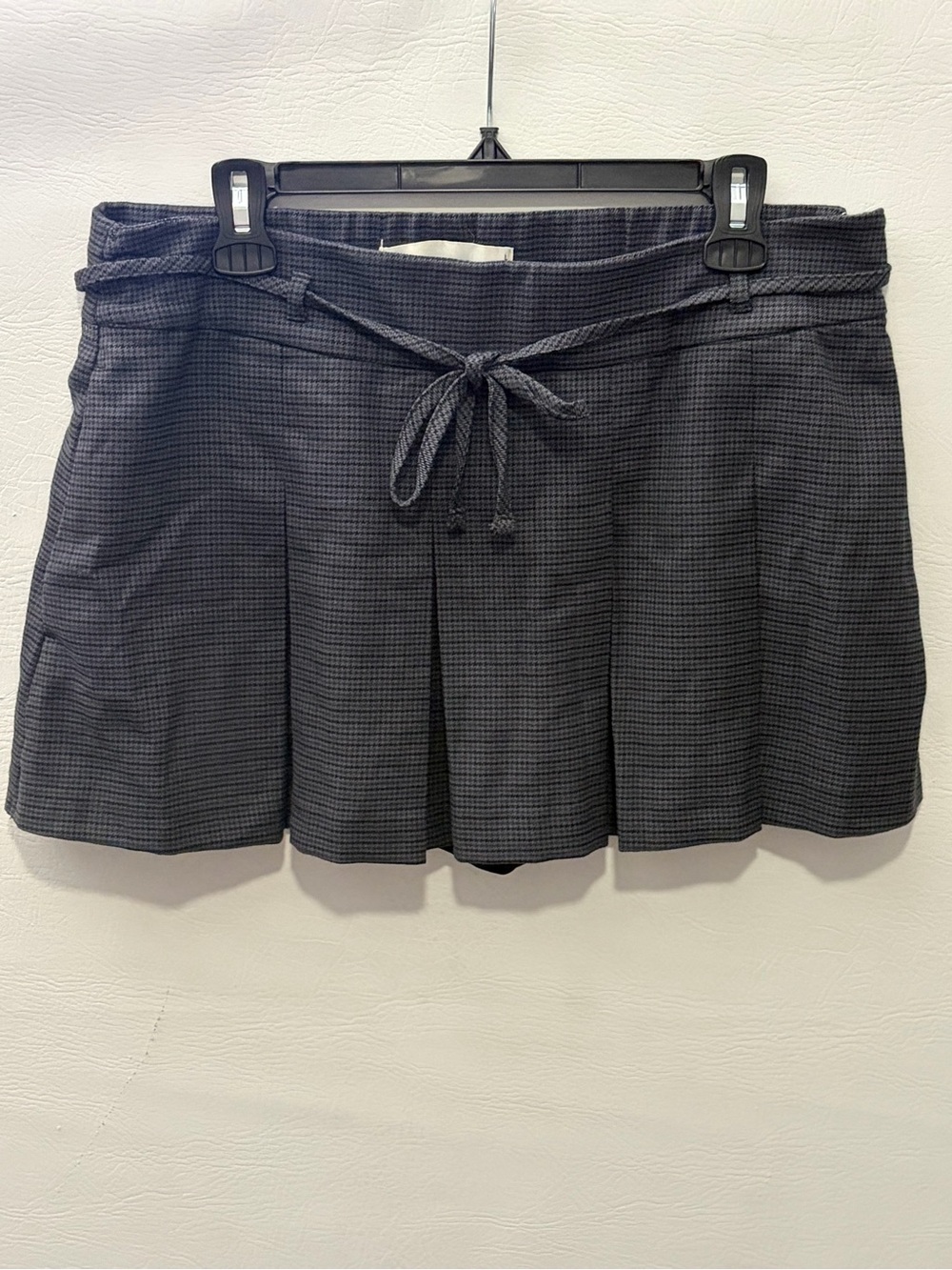 Hollister Black Plaid Pleated Mini Skirt Skort Large